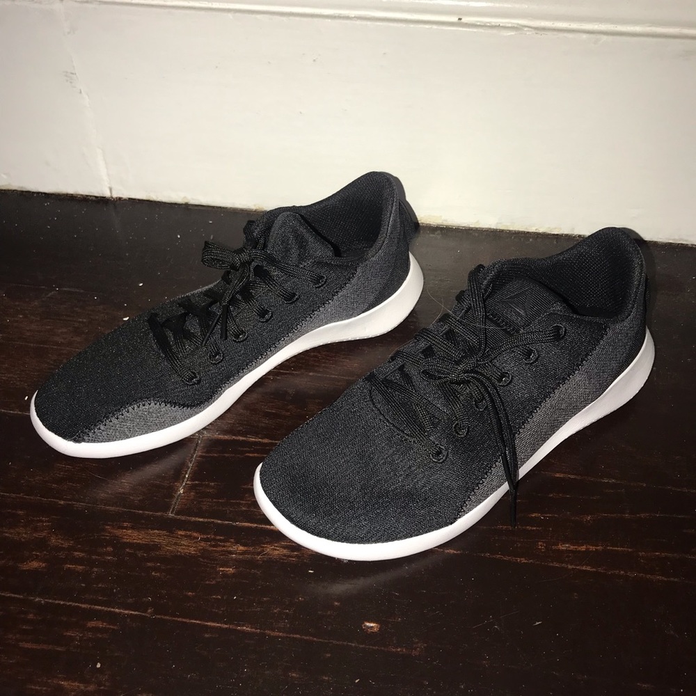 Reebok Sneakers